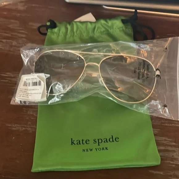 kate spade | Accessories | Kate Spade New York Nwt Emmalines  display picture 1